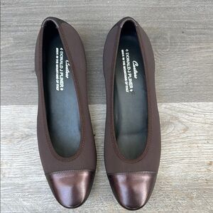 Donald J. Pliner Women's Brown Flats